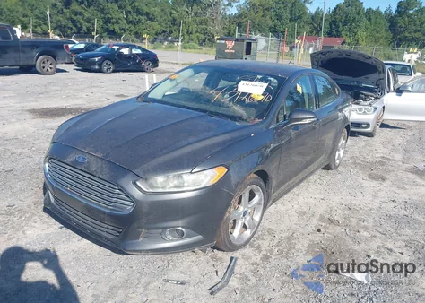 2015 Ford Fusion Se z USA, uszkodzony, nr VIN 3FA6P0H72FR146373